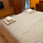 Airport Tourist\'S House